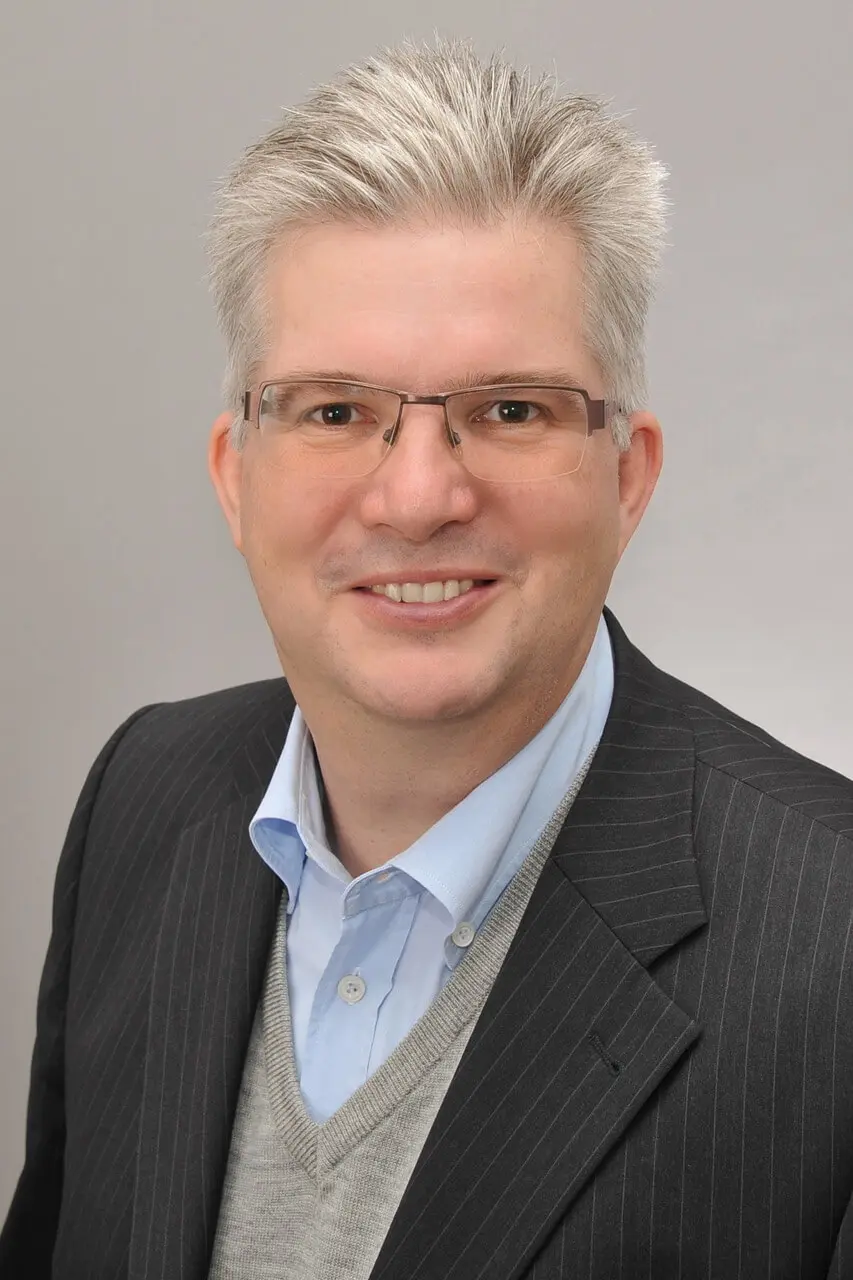 Profilbild Dozent Thomas Stah.