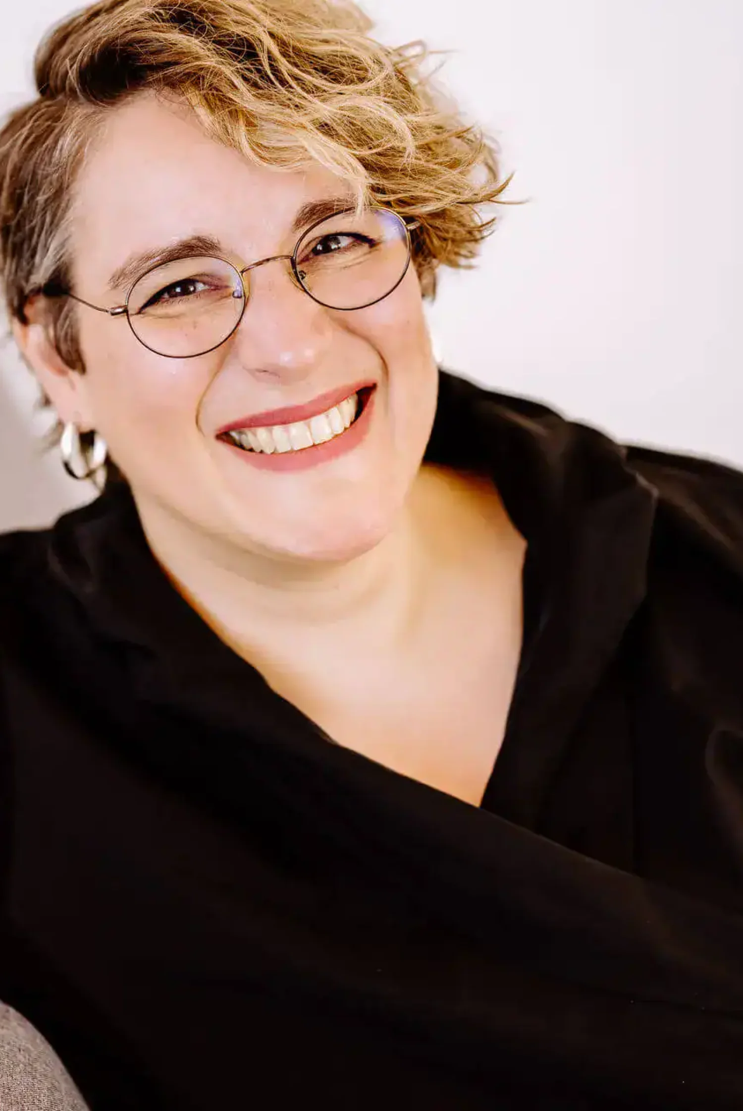 Porträt von Dozentin Anette S. der Meisterschmiede