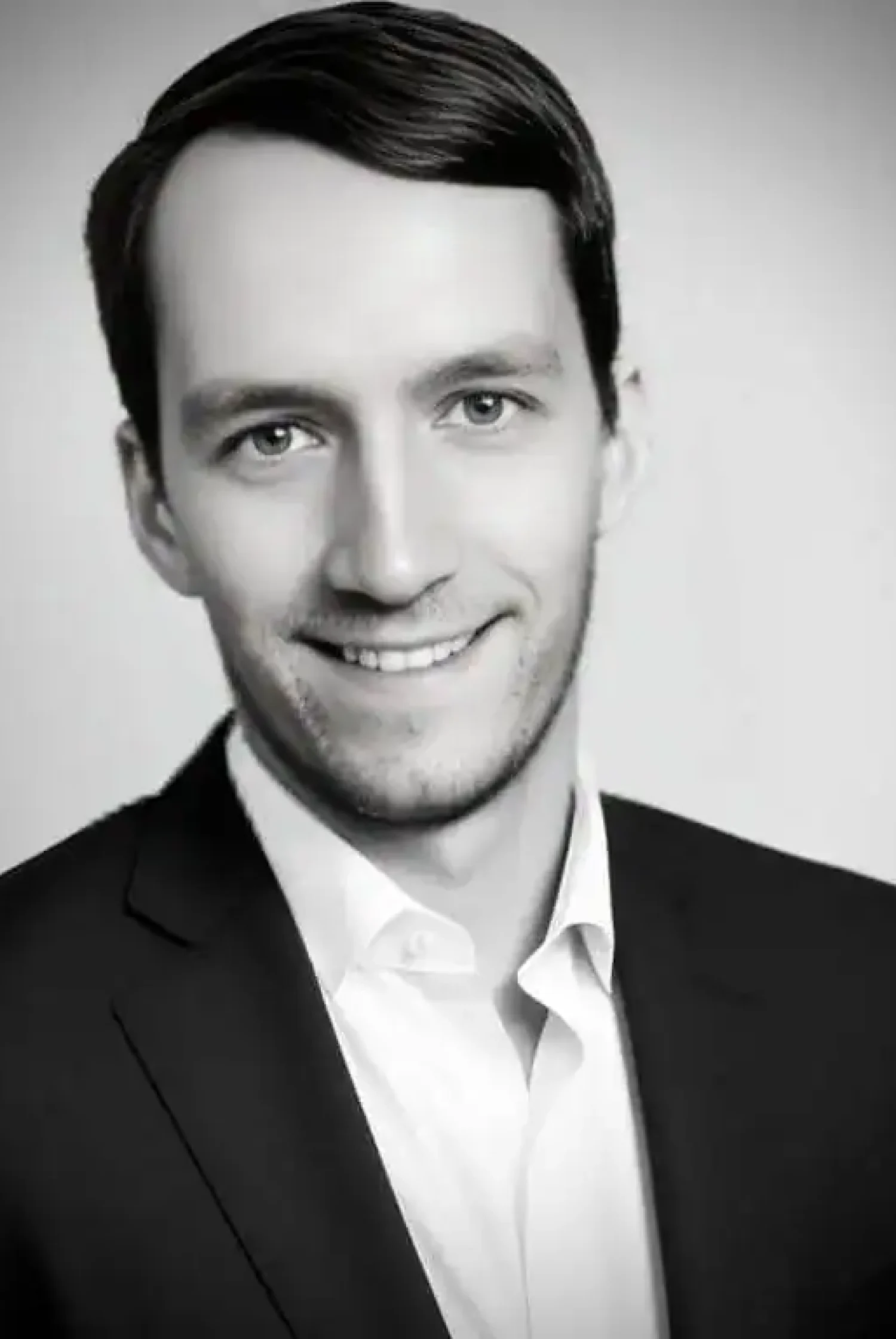Porträt von Dozent Florian K. der Meisterschmiede