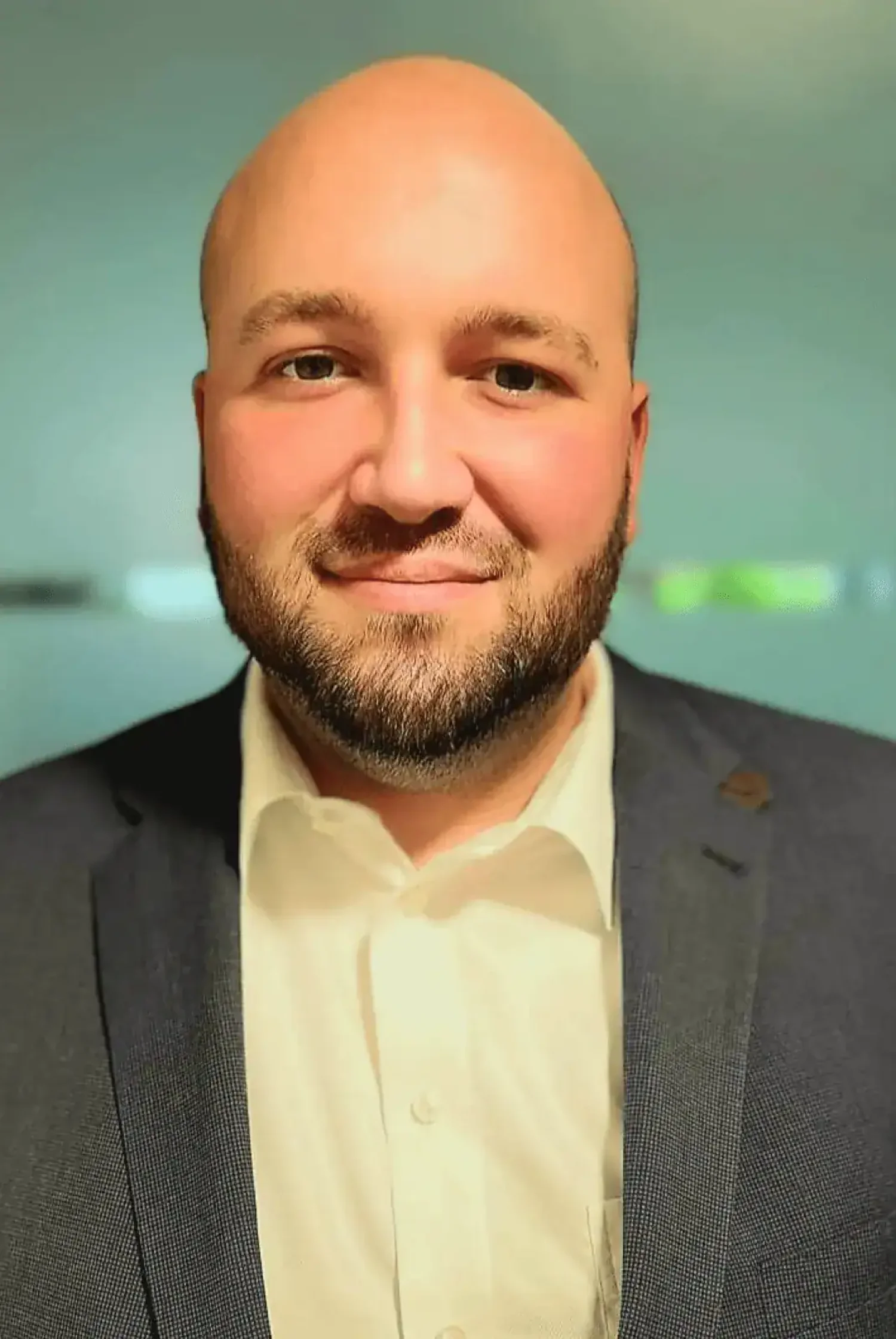 Porträt von Dozent Mike B. der Meisterschmiede